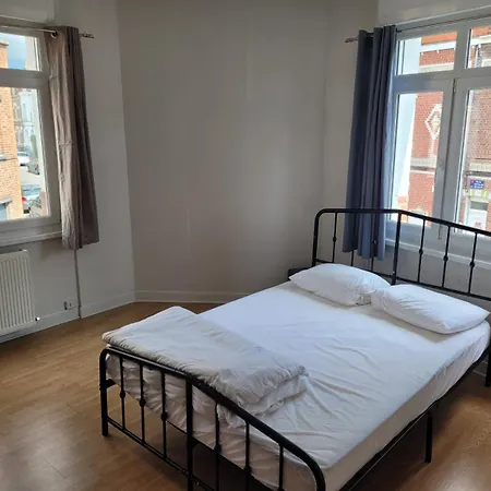 Rum i privatbostad Pres Du Chu Lille